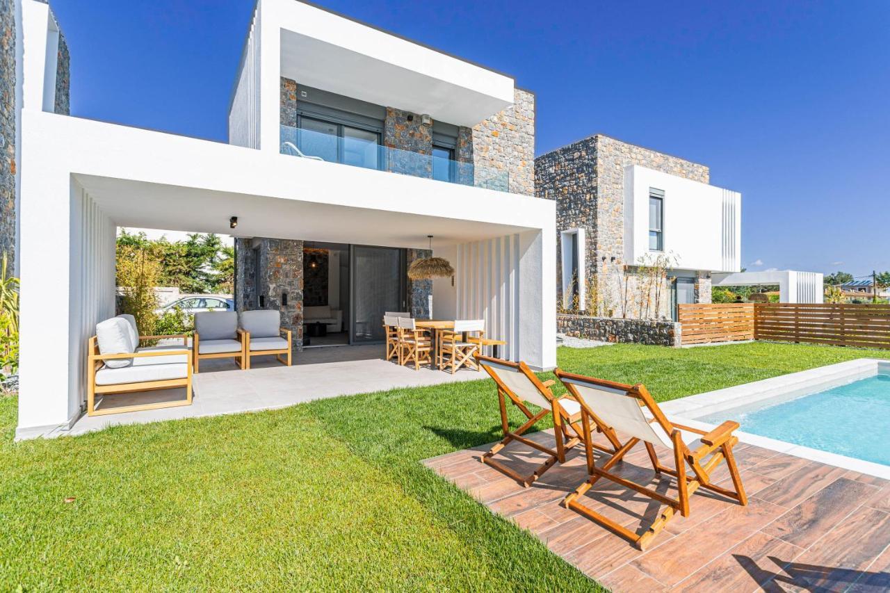 Apoikia Villa *